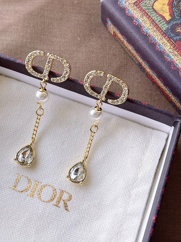 Dior Loulou long earring