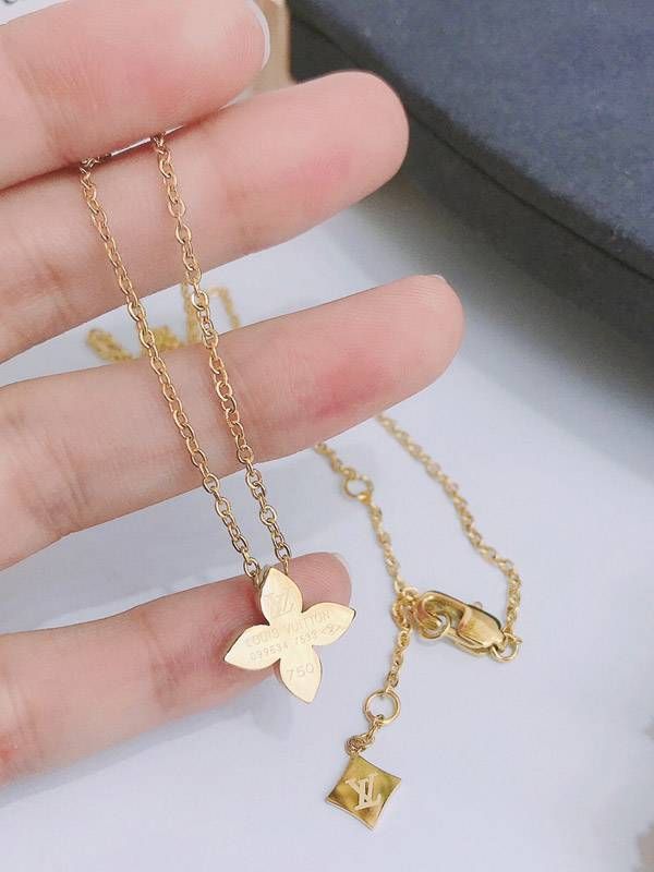 4 Leaf Clover Pendant Necklace Personalised – Runaway Rosy