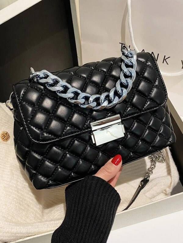 Black side bag with silver chain discount