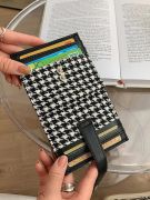 Black and white card case-3