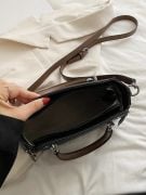 Black square bag with handle-2