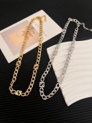 Large Fendi chain necklace-3