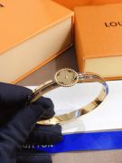 Louis Vuitton gold circle logo bracelet-3