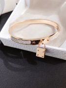 Michael Kors logo rose gold bracelet-5