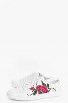 Embroidered sport shoes-3