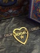 Dior heart brooch-2