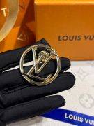 Louis Vuitton gold metal brooch-6