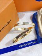 Louis Vuitton white gold bracelet-3