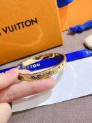 Louis Vuitton gold bracelet-4