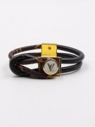The bracelet of the V Tolinez-9