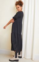 A black midi dress with short puff sleeves-4