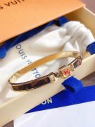 Louis Vuitton bracelet with a red logo-4
