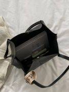 Beige hand bag and shoulder bag-10