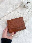 Small brown wallet-3
