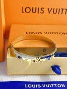Louis Vuitton black and white bracelet-7