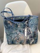 Heavenly Floral Shoulder Bag-5