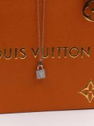 Louis Vuitton look soft necklace-1