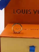 Black Louis Vuitton ring-4