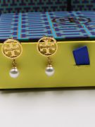 Tory Burch pearl gold earrings-3
