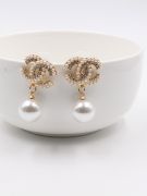 Chanel center pearl earrings-2
