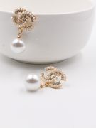 Chanel center pearl earrings-3