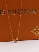 LV necklace with gold letter V-1