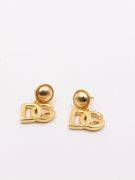 Dolce & Gabbana gold middle earring-1