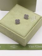 Vancleave silver zircon earring-9