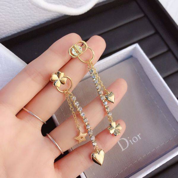 Round antique magic necklace