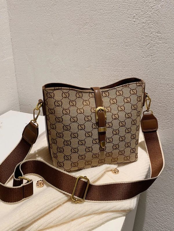 Medium brown elegant bag