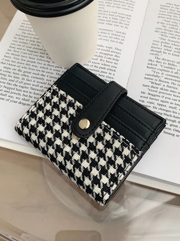Black and white card case