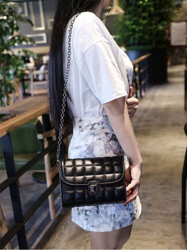 Shoulder Bag with Chain