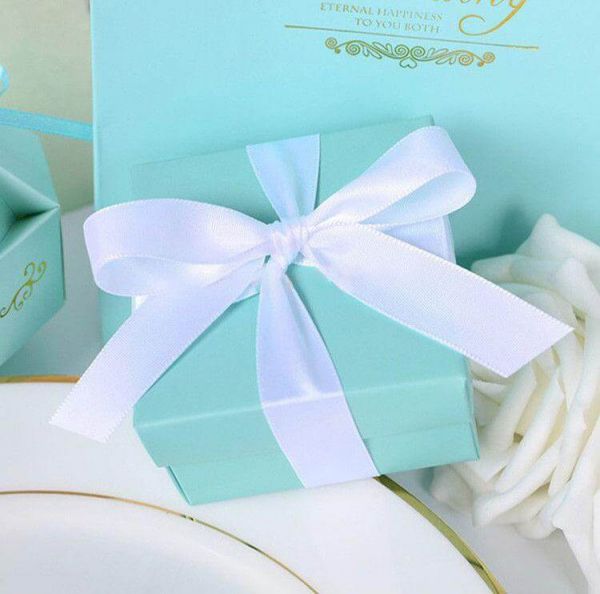Tiffany gift wrapping