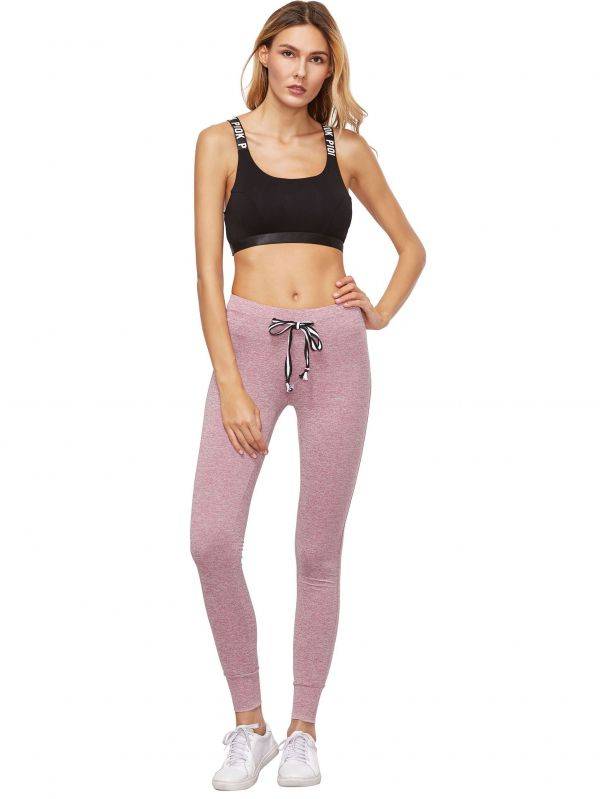 Sport pants with elastic strap on the waist