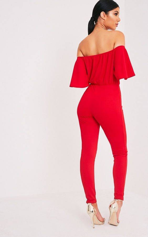 Jumpsuit red with open shoulder