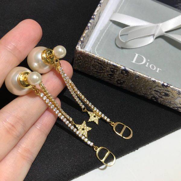 Dior Sea Dior Loulou long earring