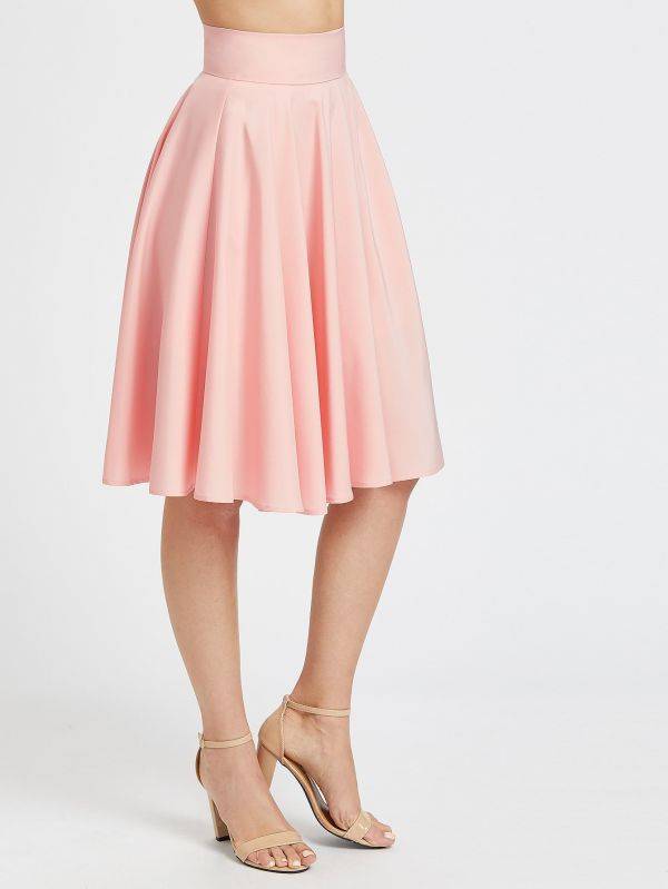 The skirt is ruffled from the pink medium