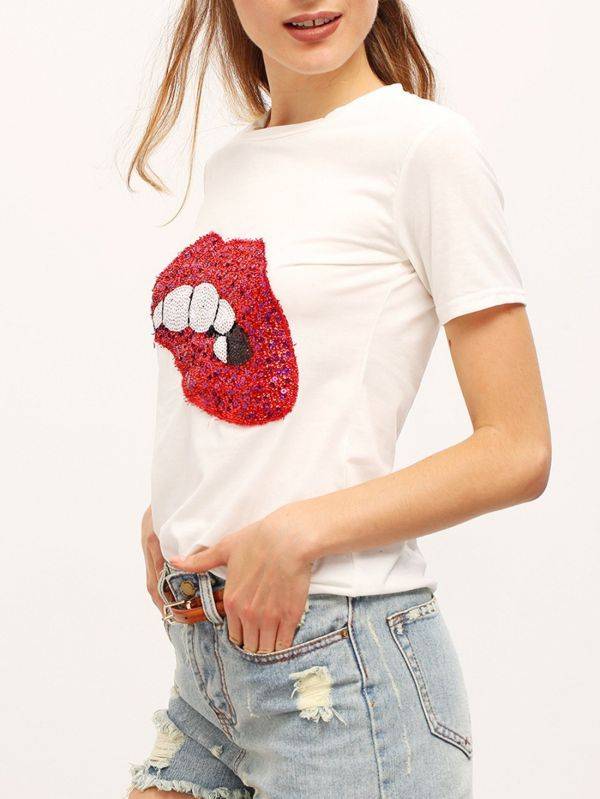 T-shirt printing shiny lips