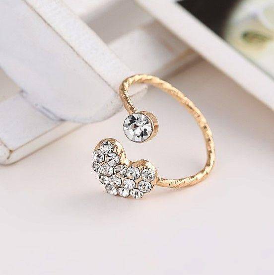 Heart ring and round