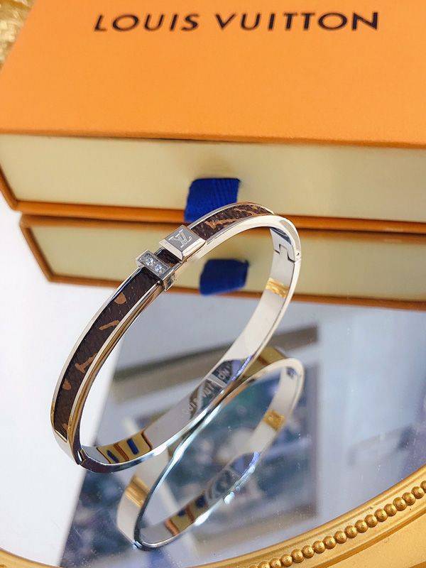 Louis Vuitton Mens Bracelets, Silver, L (Stock Confirmation Required)