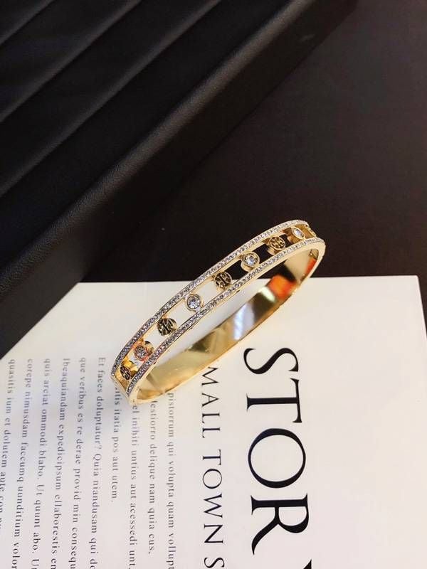 Tory burch hot sale logo bangle