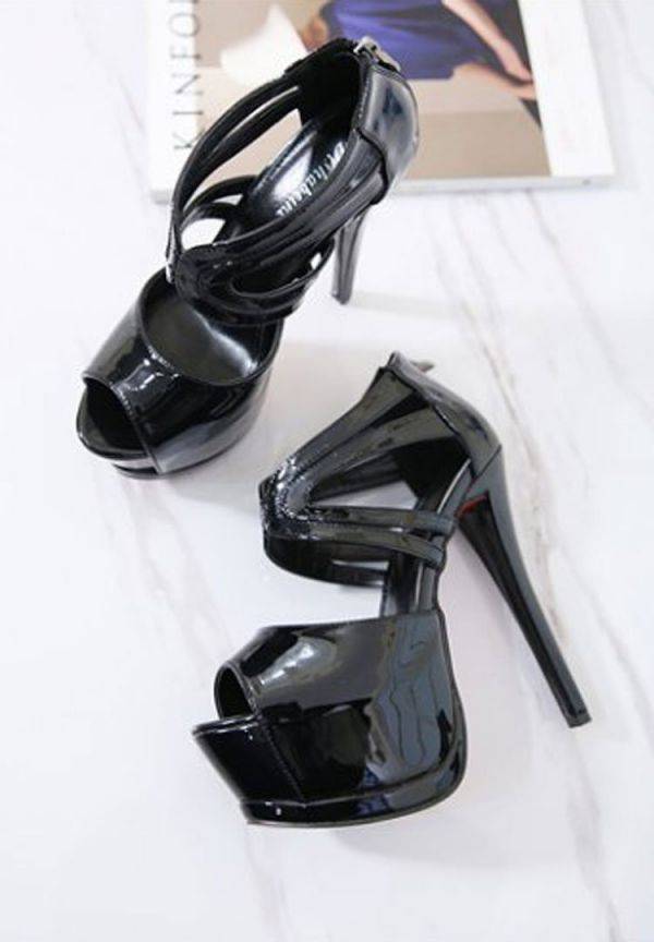High heel black