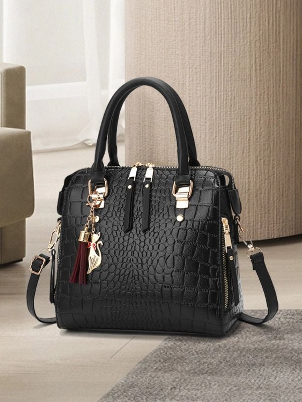 Tassel embellished handbag
