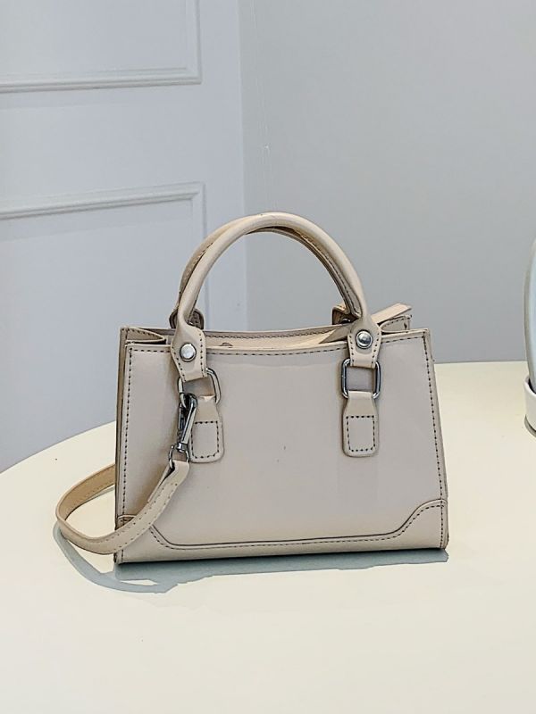 Small beige leather bag