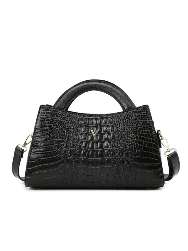 Elegant medium leather handbag