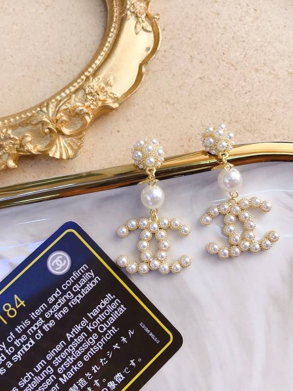 Chanel Loulou 2672 earrings