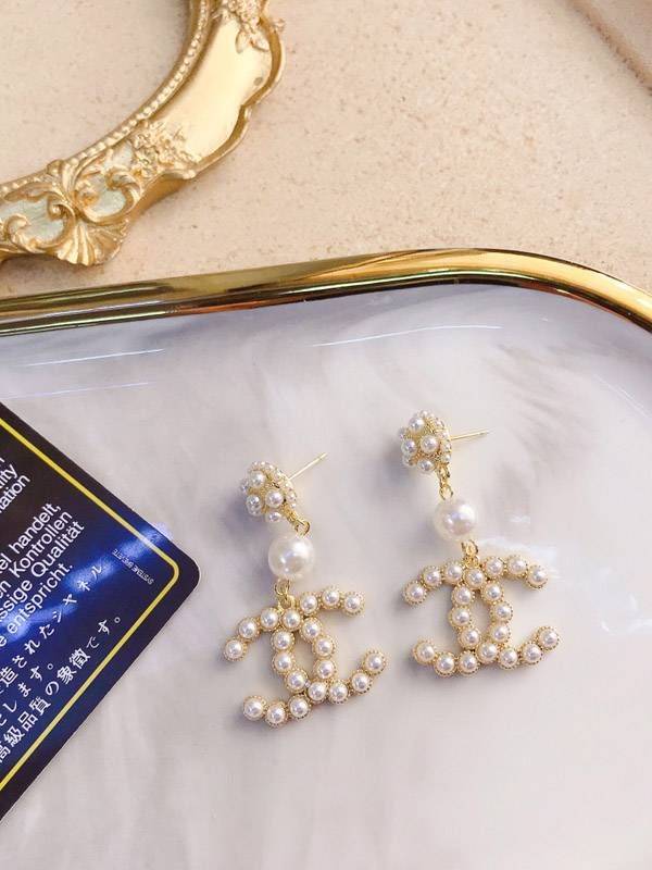 Chanel Loulou 2672 earrings