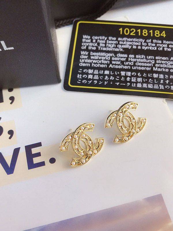 Chanel 2677 earrings