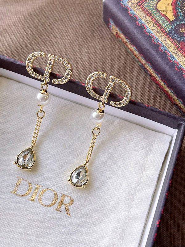 Dior Loulou long earring