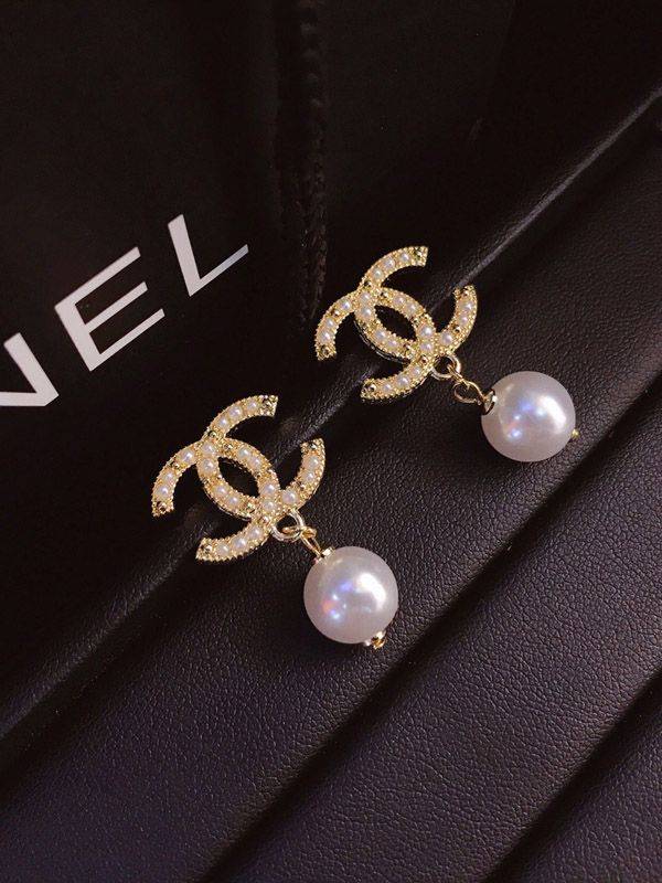 Chanel 2666 earrings